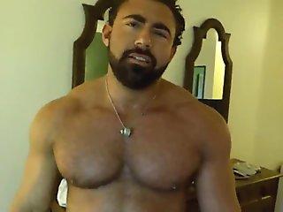 Barebacking Muscle Beasts