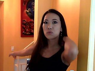 Asian realtor facialized after sloppy blowjob