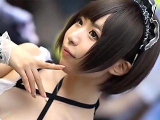 Kawaii & flat Japanese cosplay