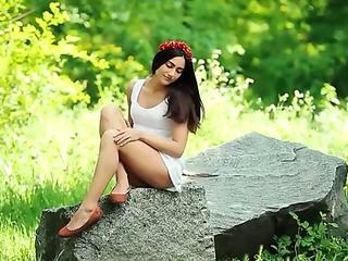 Cute Russian model in sexy lingerie Cira Nerri showing perfect big ass