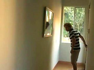 Luscious MILF Brandi Love loves 3some